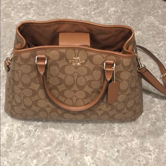 Coach Bag - Picture 1 of 3